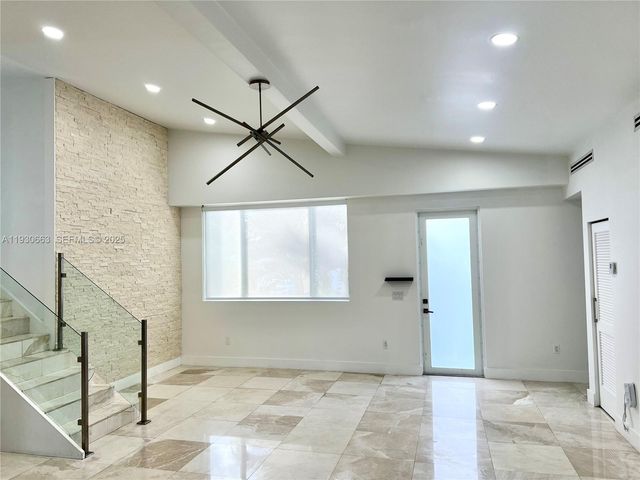 2536 Flamingo Ln 2536, Fort Lauderdale, FL 33312