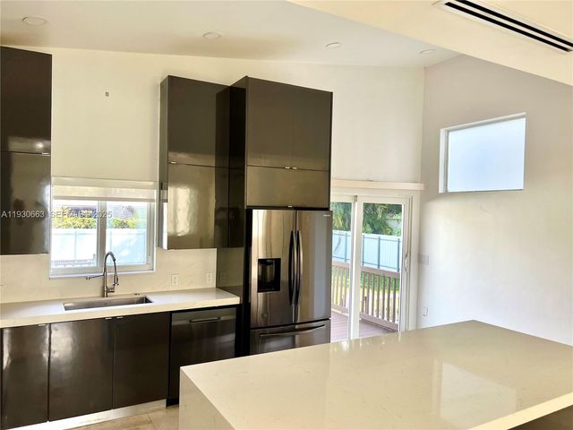 2536 Flamingo Ln 2536, Fort Lauderdale, FL 33312