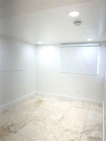 2536 Flamingo Ln 2536, Fort Lauderdale, FL 33312