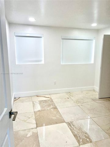 2536 Flamingo Ln 2536, Fort Lauderdale, FL 33312