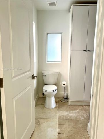 2536 Flamingo Ln 2536, Fort Lauderdale, FL 33312