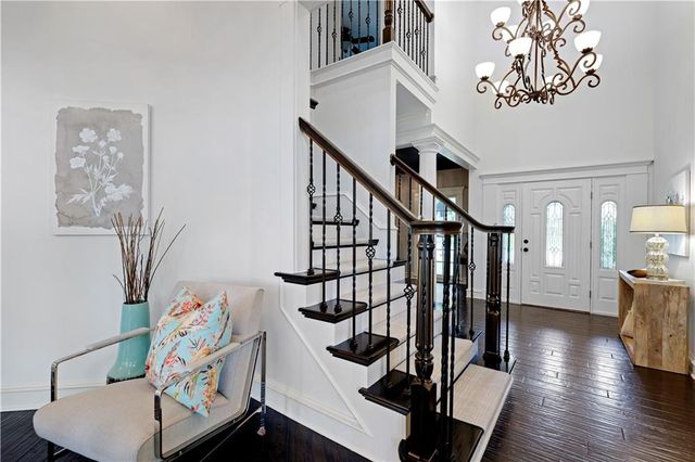 20 E Loch Lloyd Parkway, Loch Lloyd, MO 64012