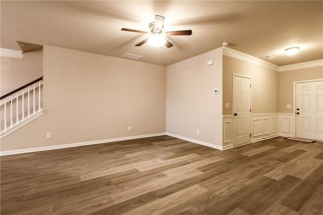 606 Oakside Place, Acworth, GA 30102