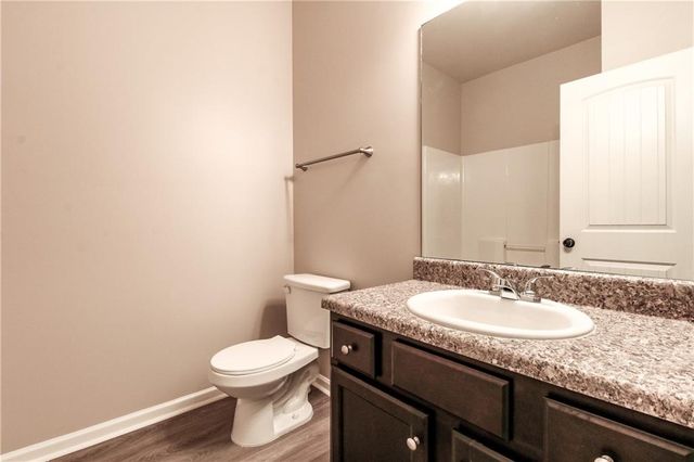 606 Oakside Place, Acworth, GA 30102