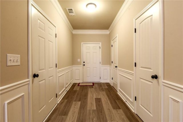 606 Oakside Place, Acworth, GA 30102