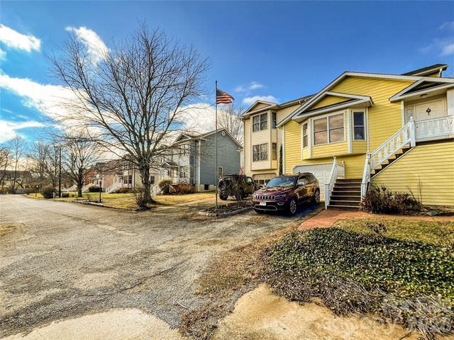 2147 Brevard Road, Arden, NC 28704