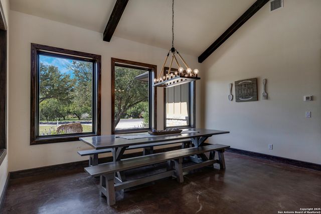 1185 Mountain Valley, Concan, TX 78838