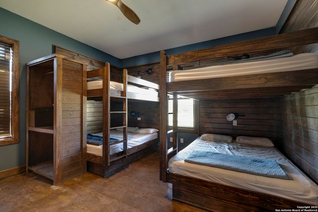 1185 Mountain Valley, Concan, TX 78838