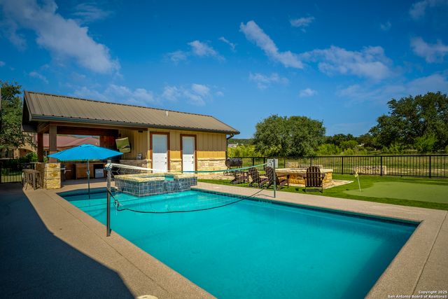 1185 Mountain Valley, Concan, TX 78838