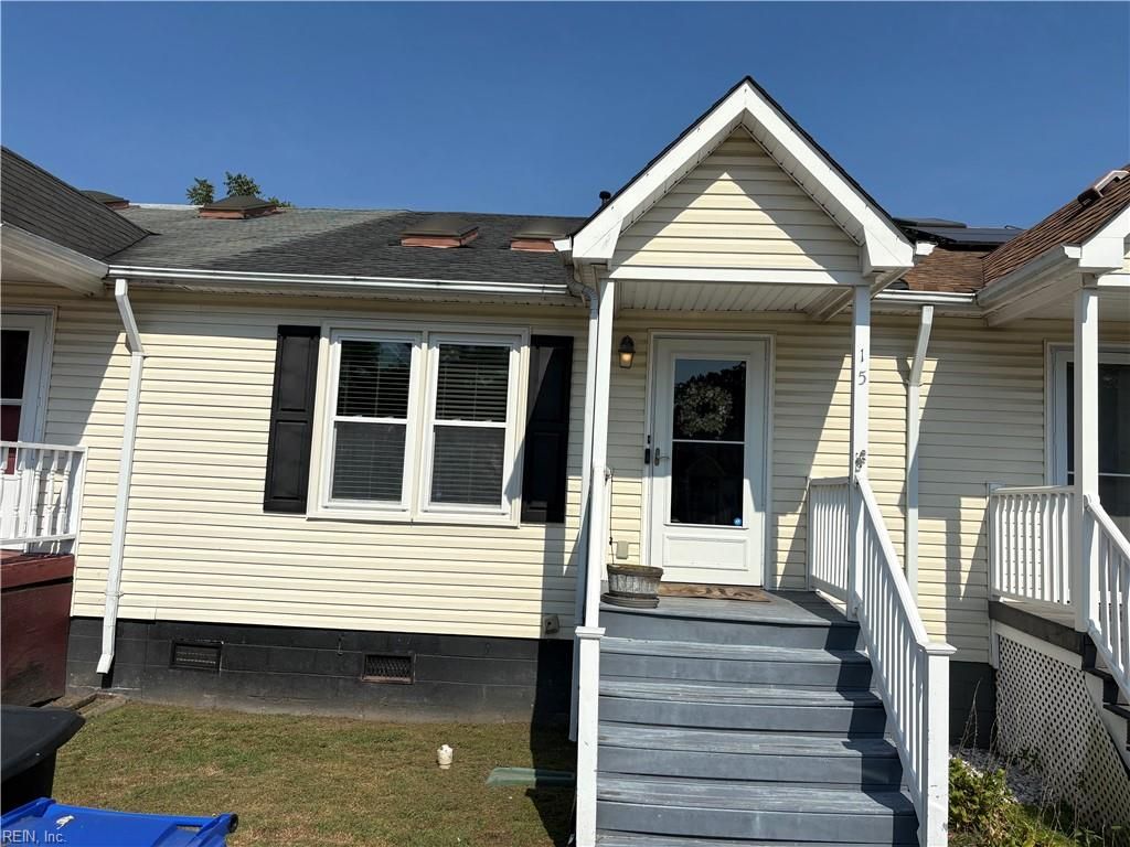 15 Cooper DR, Portsmouth, VA 23702