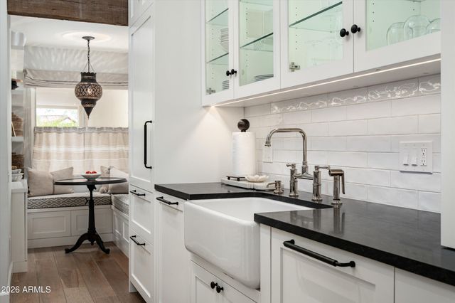 5101 N CASA BLANCA Drive 217, Paradise Valley, AZ 85253