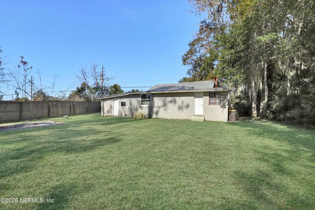 5456 TIMUQUANA Road, Jacksonville, FL 32210