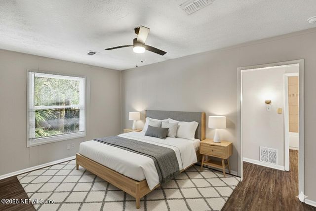 5456 TIMUQUANA Road, Jacksonville, FL 32210