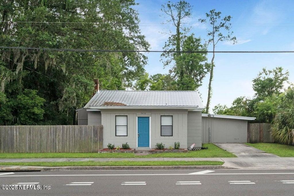 5456 TIMUQUANA Road, Jacksonville, FL 32210