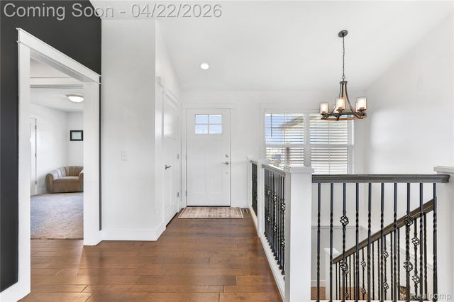 5711 Stone Briar Lane S, Tittabawassee Township, MI 48623