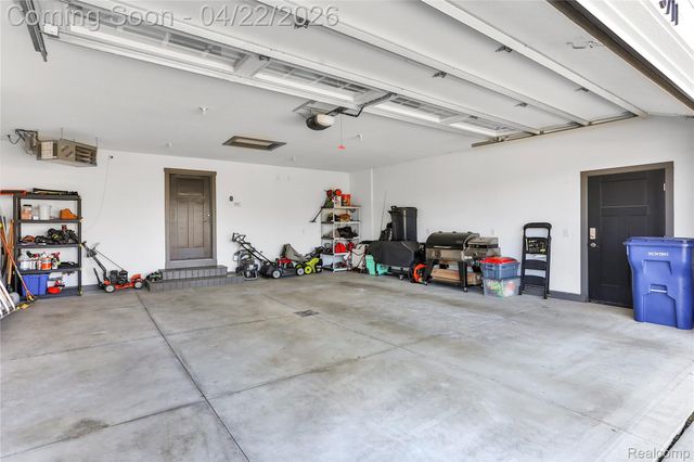 5711 Stone Briar Lane S, Tittabawassee Township, MI 48623