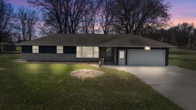N8893 COUNTY N, Menasha, WI 54952