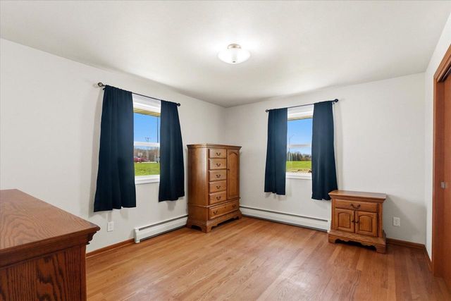 N8893 COUNTY N, Menasha, WI 54952