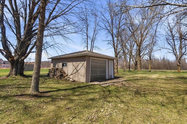 N8893 COUNTY N, Menasha, WI 54952