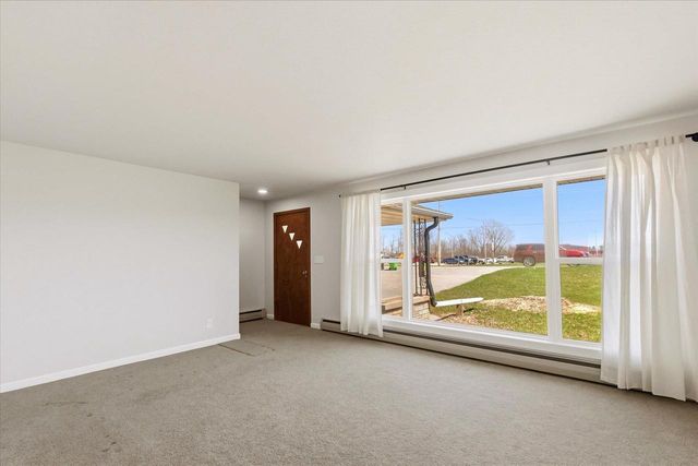 N8893 COUNTY N, Menasha, WI 54952