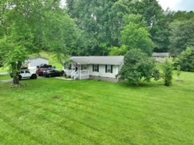 181 Spring Street, Spring City, TN 37381