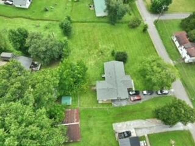 181 Spring Street, Spring City, TN 37381