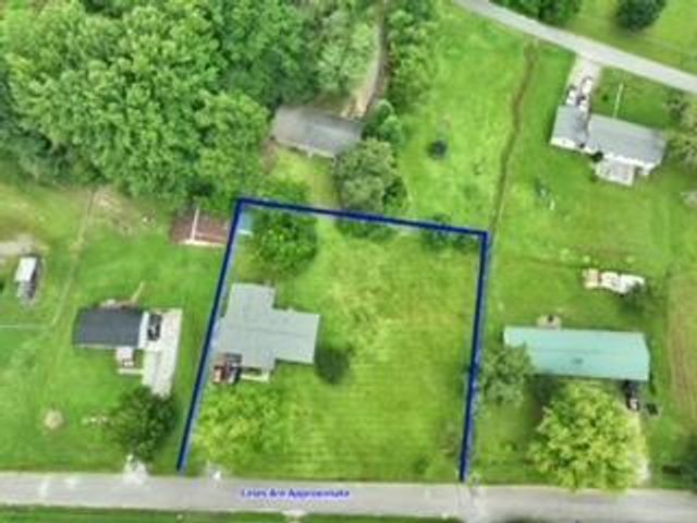 181 Spring Street, Spring City, TN 37381