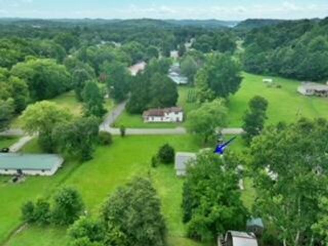181 Spring Street, Spring City, TN 37381