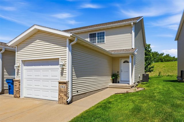 366 Kelso Drive, Fairfax, IA 52228