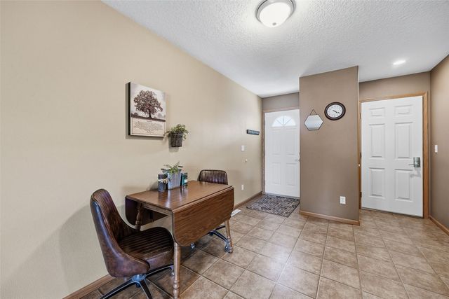 366 Kelso Drive, Fairfax, IA 52228