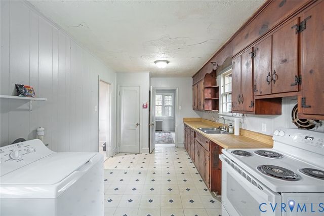 2109 Jackson Ct, Petersburg, VA 23805