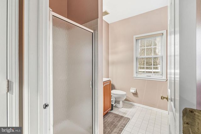 4698 BERWYN LN, Macungie, PA 18062