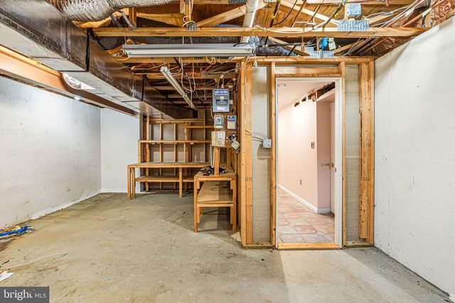 4698 BERWYN LN, Macungie, PA 18062