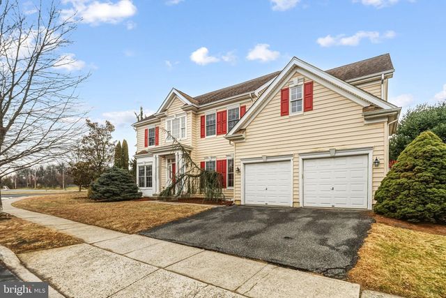 4698 BERWYN LN, Macungie, PA 18062