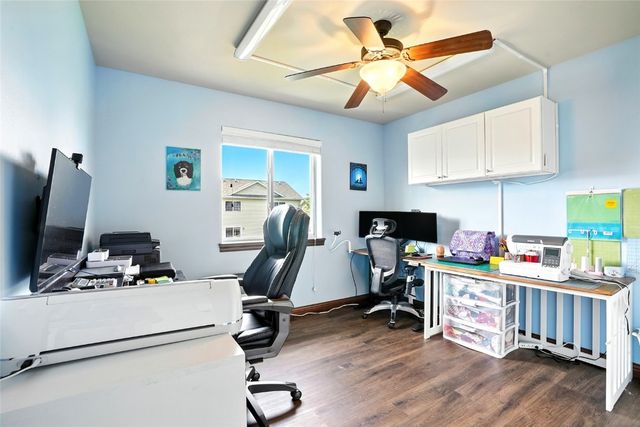 105 N Park Ridge Road, North Liberty, IA 52317