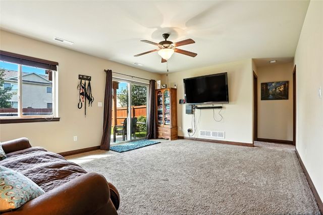 105 N Park Ridge Road, North Liberty, IA 52317