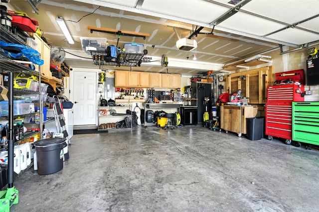 105 N Park Ridge Road, North Liberty, IA 52317