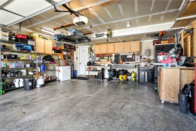 105 N Park Ridge Road, North Liberty, IA 52317