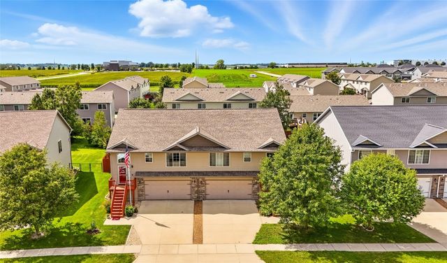 105 N Park Ridge Road, North Liberty, IA 52317