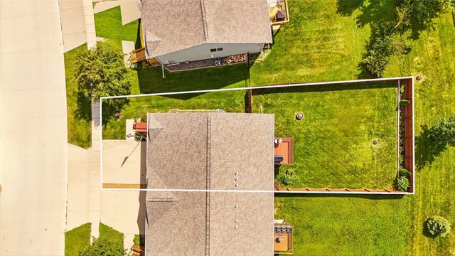 105 N Park Ridge Road, North Liberty, IA 52317