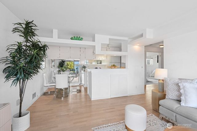 65 Kirkland, Kirkland, WA 98034