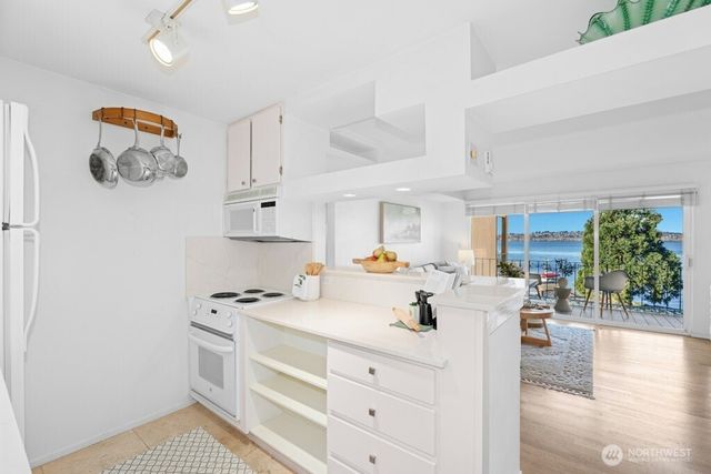 65 Kirkland, Kirkland, WA 98034