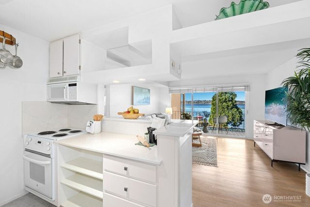 65 Kirkland, Kirkland, WA 98034