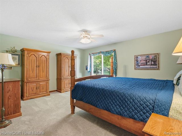 22704 Foxmoor Drive, Novi, MI 48374