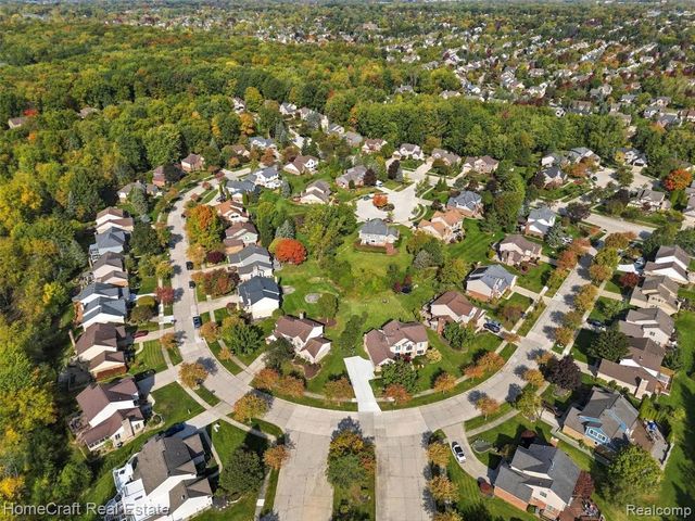 22704 Foxmoor Drive, Novi, MI 48374