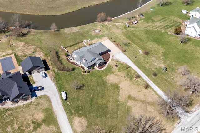 7 Primrose Lane, Trenton, IL 62293