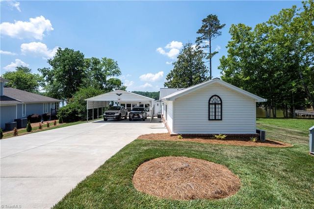 2113 Warf Road, Lexington, NC 27292