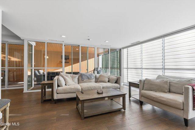 128 Henry Street 307, Saratoga Springs, NY 12866