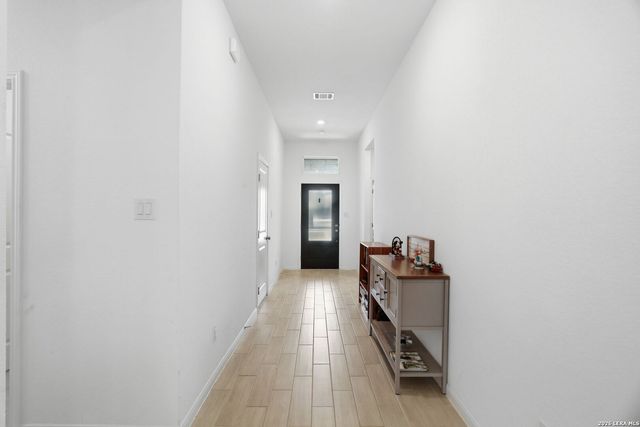 8912 Luciano Ridge, Seguin, TX 78155