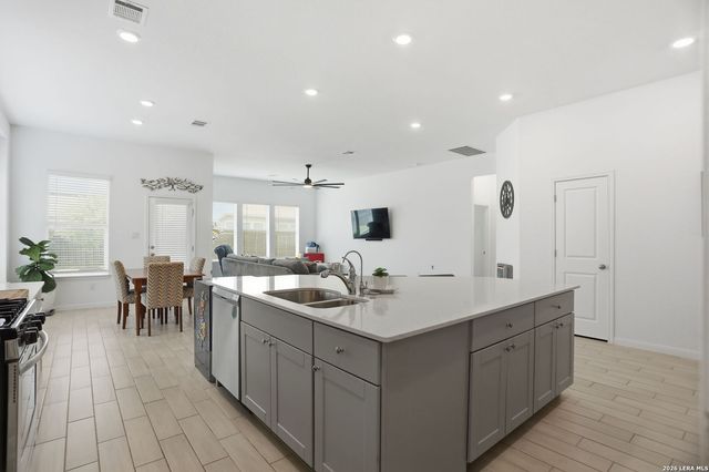 8912 Luciano Ridge, Seguin, TX 78155